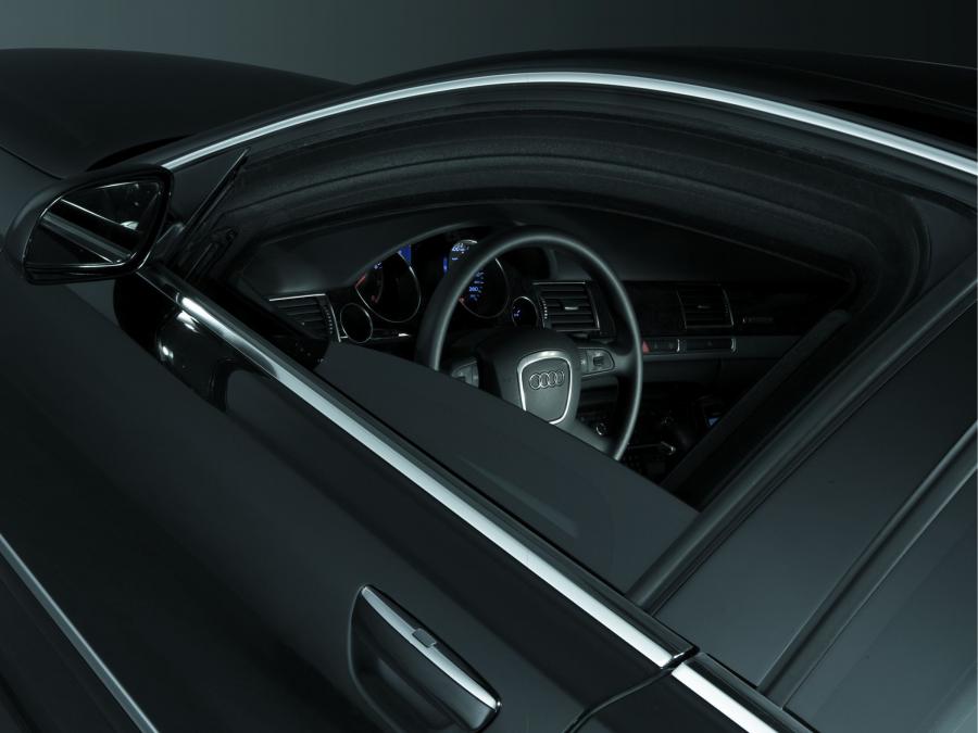 Детали экстерьера Audi A8 L W12 Security (D3) 2008 года  (фото 6 из 14)